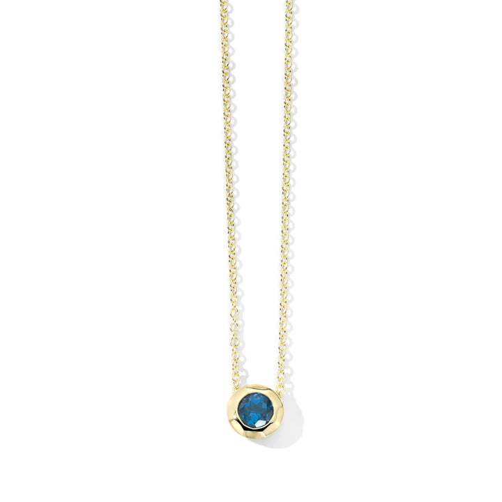 Caramella Round Pendant Necklace